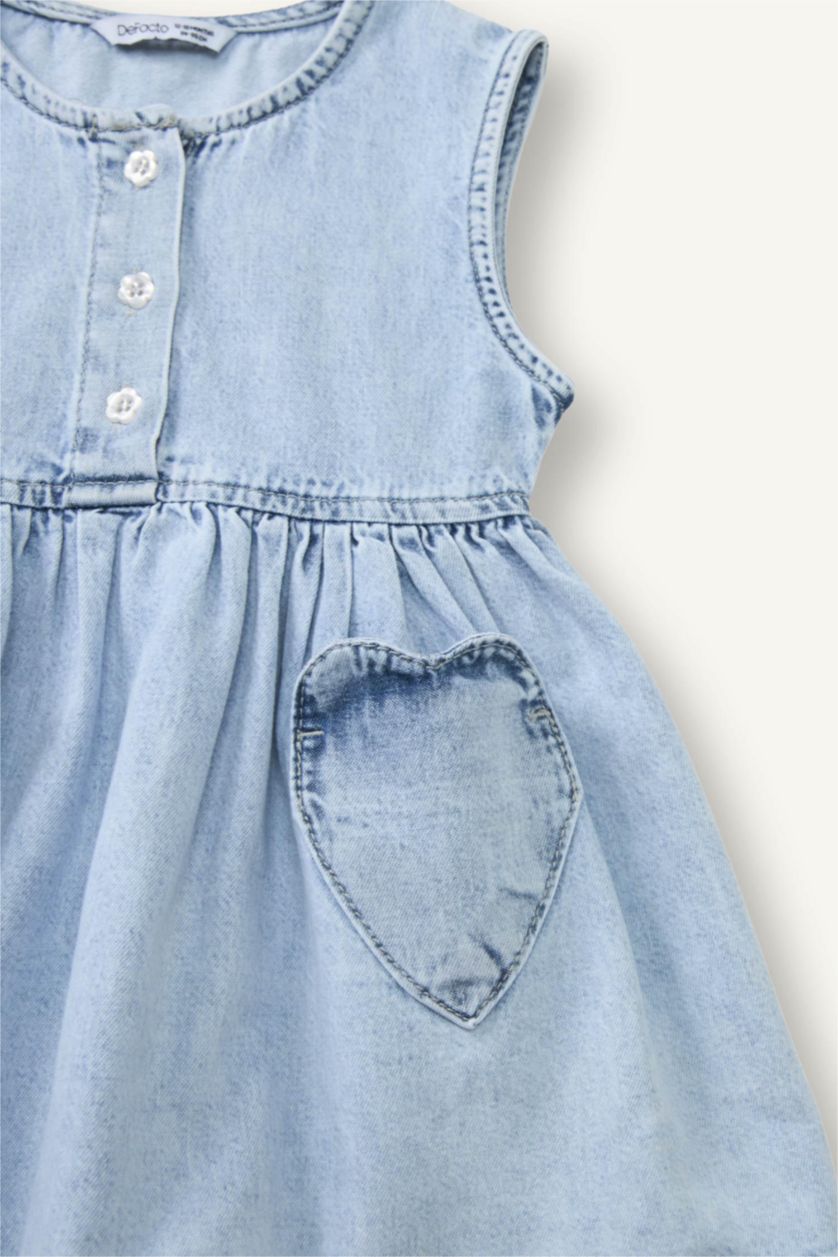 Kız Bebek Açık Mavi %100 Pamuk Aplike Kolsuz Jean Elbise Kız Bebek