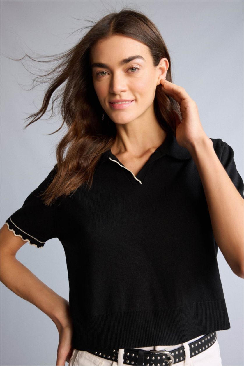 Kadın Siyah Regular Fıt Polo Yaka Kazak