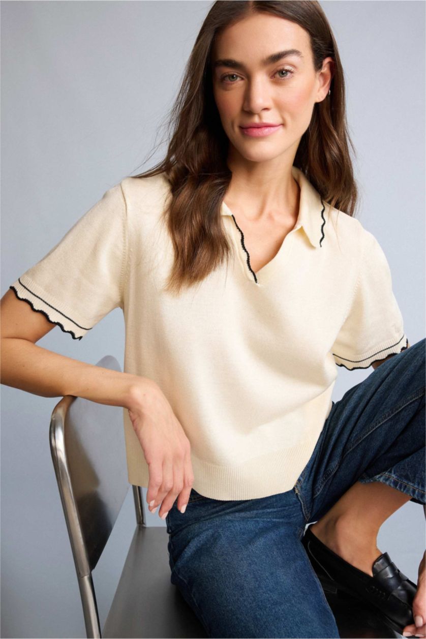 Woman White Regular Fit Polo Collar Pullover