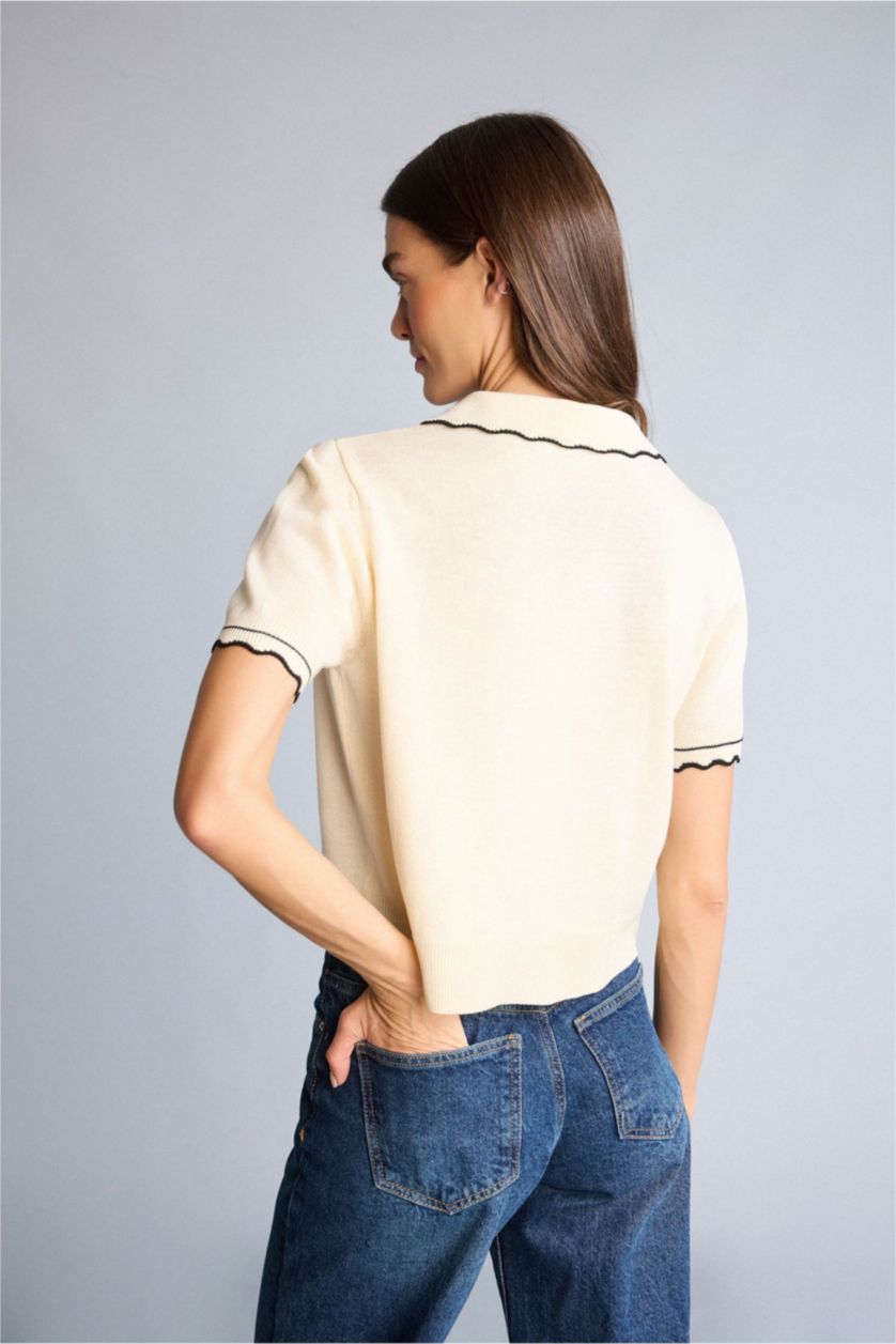 Woman White Regular Fit Polo Collar Pullover