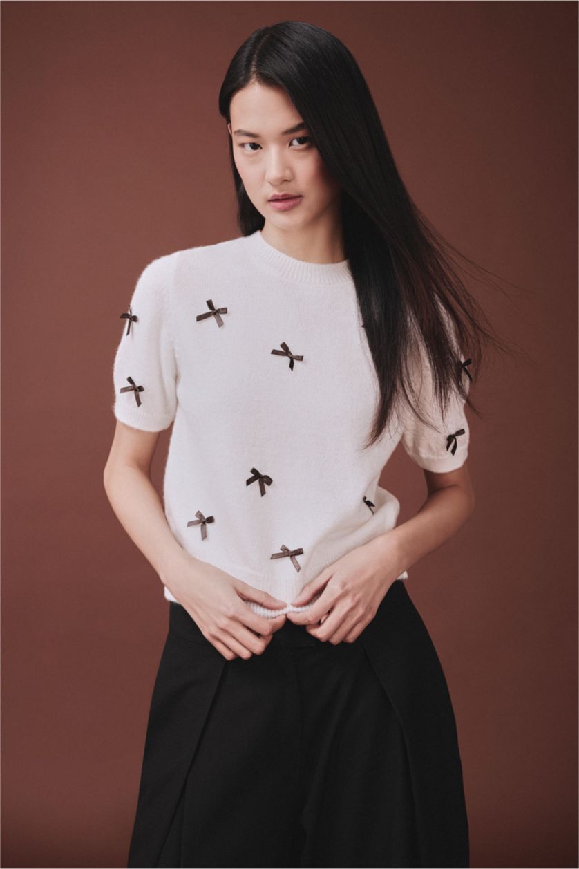 Kadın Kırık Beyaz Regular Fıt Bisiklet Yaka Kazak