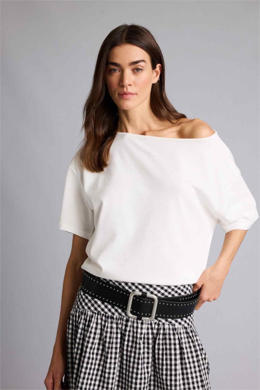 Kadın Ekru Relax Fıt Kayık Yaka Basıc Düz Kısa Kollu Tişört