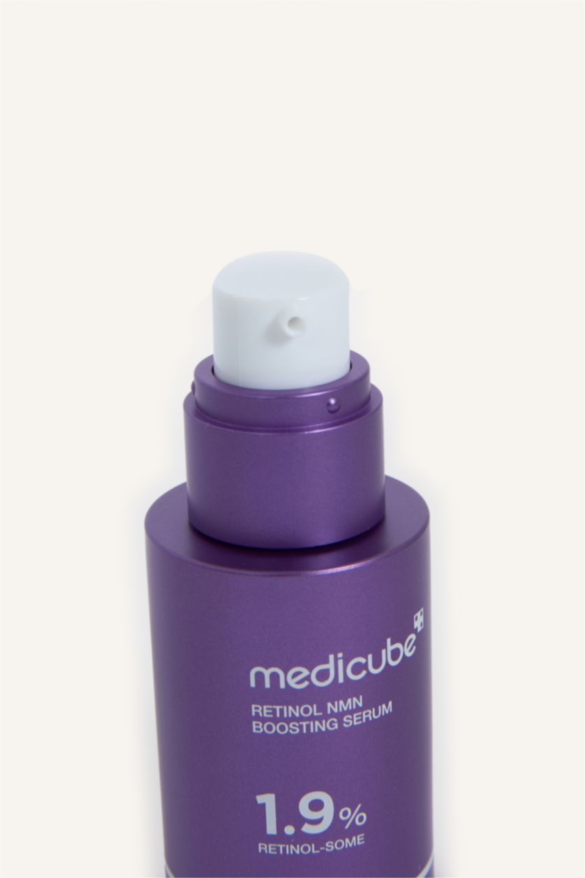 Woman Dark Purple Woman Anti-Aging Care Serum