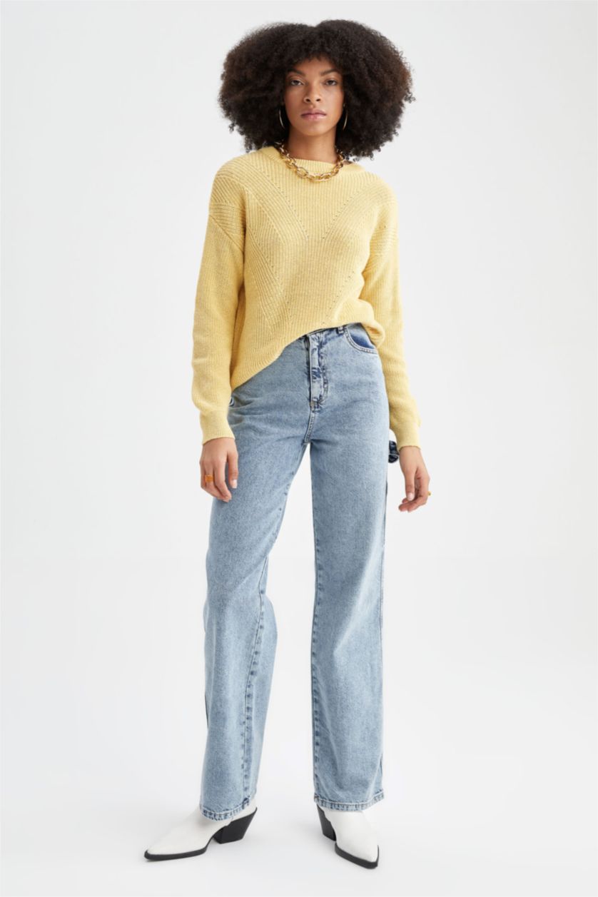 نساء أصفر بلوفر بقصة عادية برقبة مستديرة