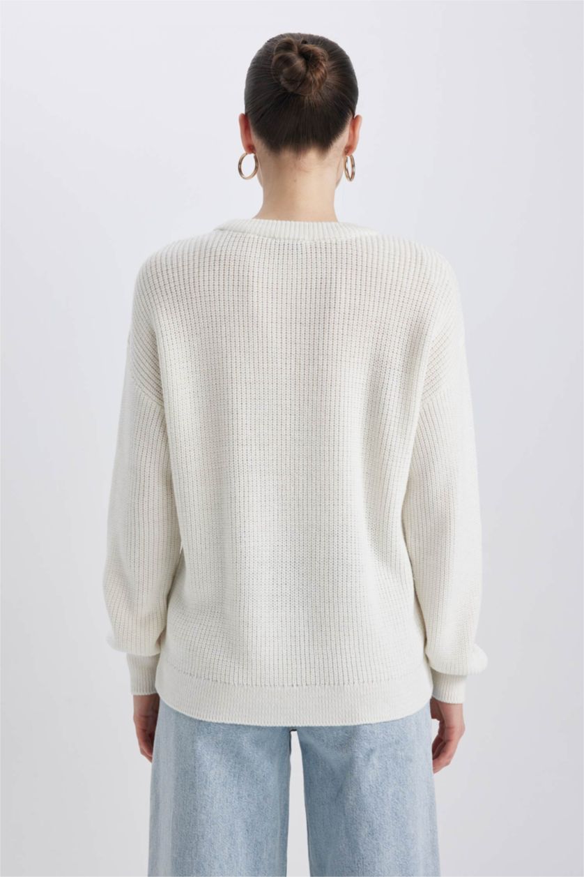 Kadın Ekru Regular Fit Bisiklet Yaka Basic Triko Kazak