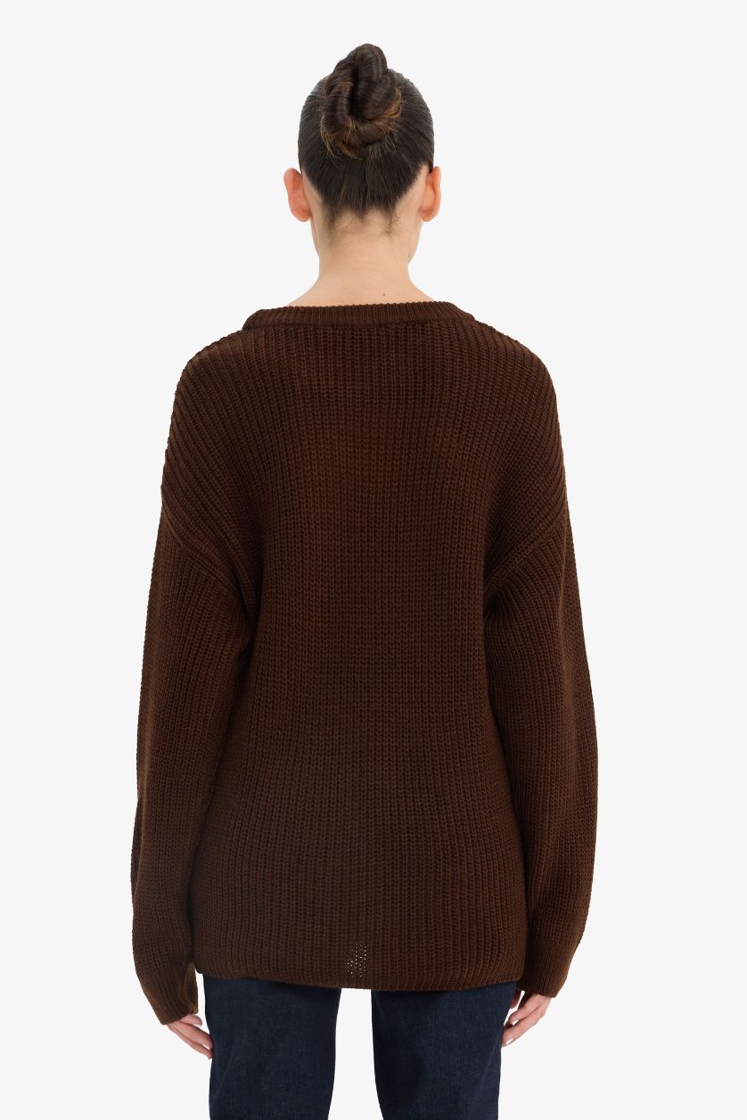 نساء بني بلوز صوف قصة عادية بياخة مستديرة