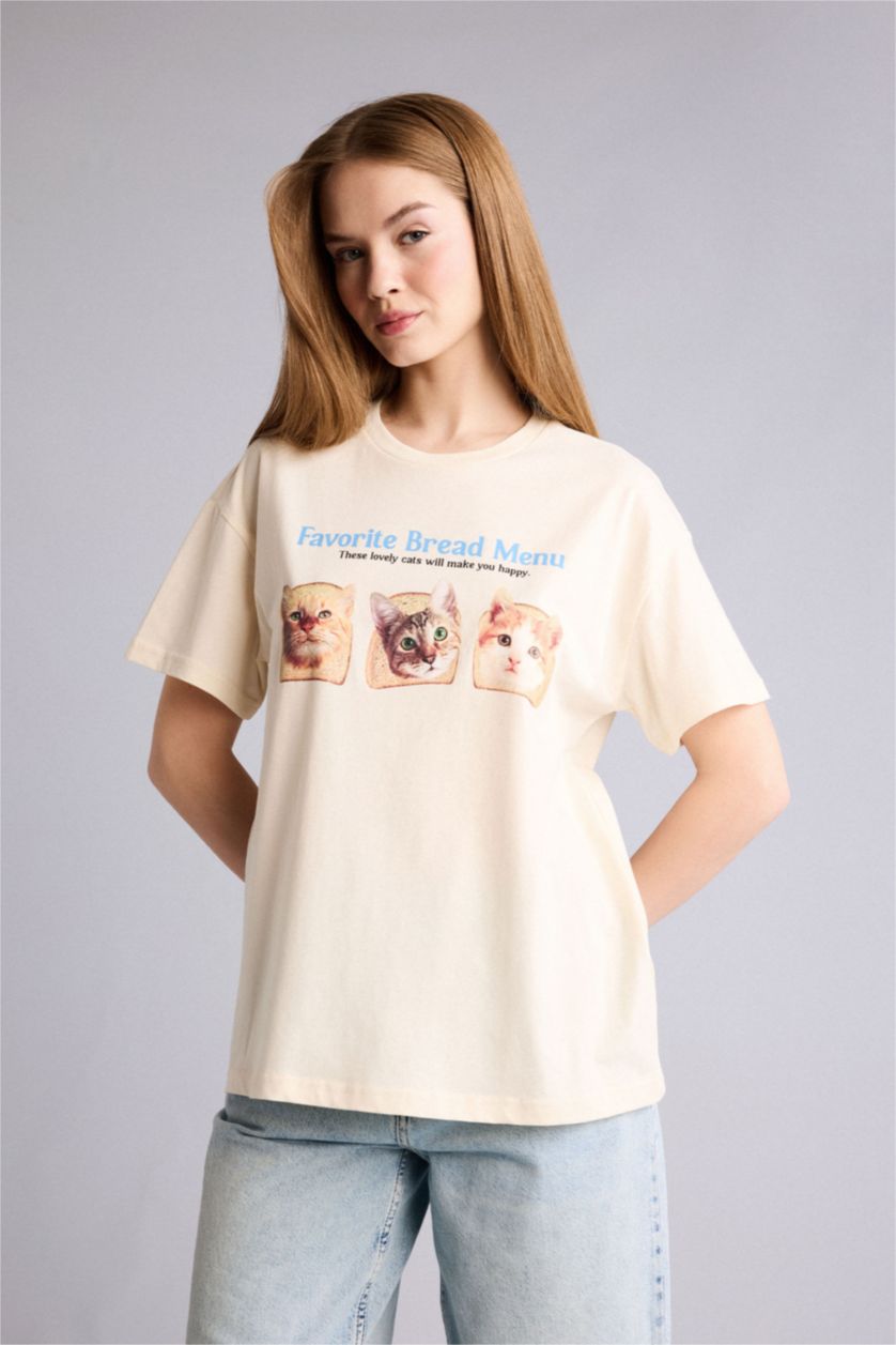 Kadın Ekru Oversize Kısa kollu Baskılı Tişört