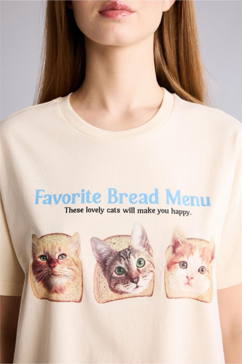 Kadın Ekru Oversize Kısa kollu Baskılı Tişört