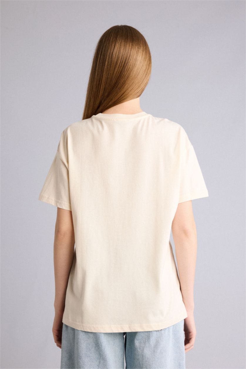 Kadın Ekru Oversize Kısa kollu Baskılı Tişört