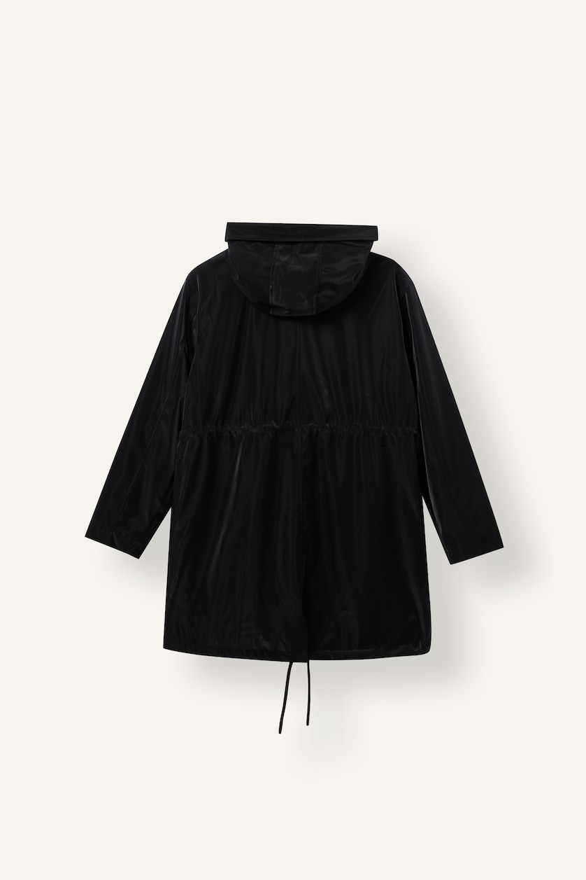 Woman Black Regular Fit Hooded Raincoat