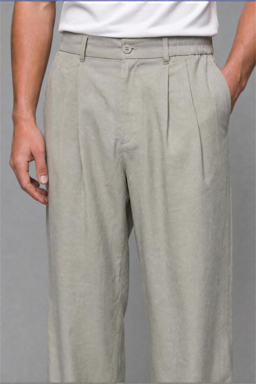 Men Khaki Wide Leg Trousers