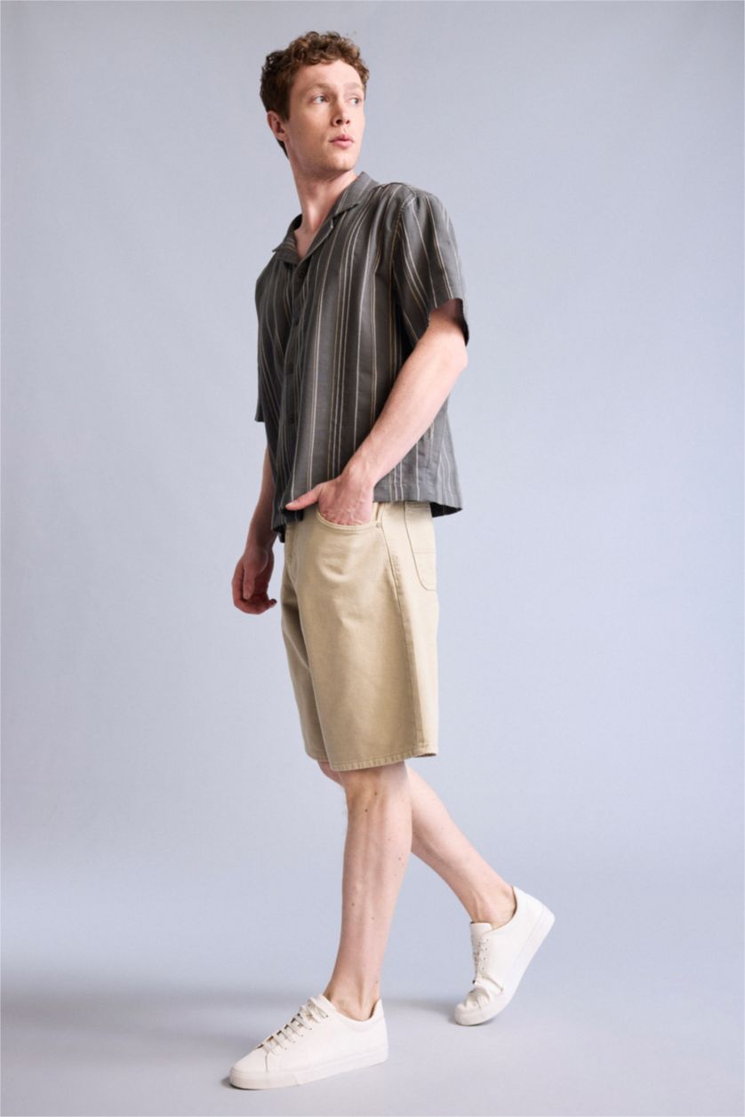 Men Beige Baggy Fit