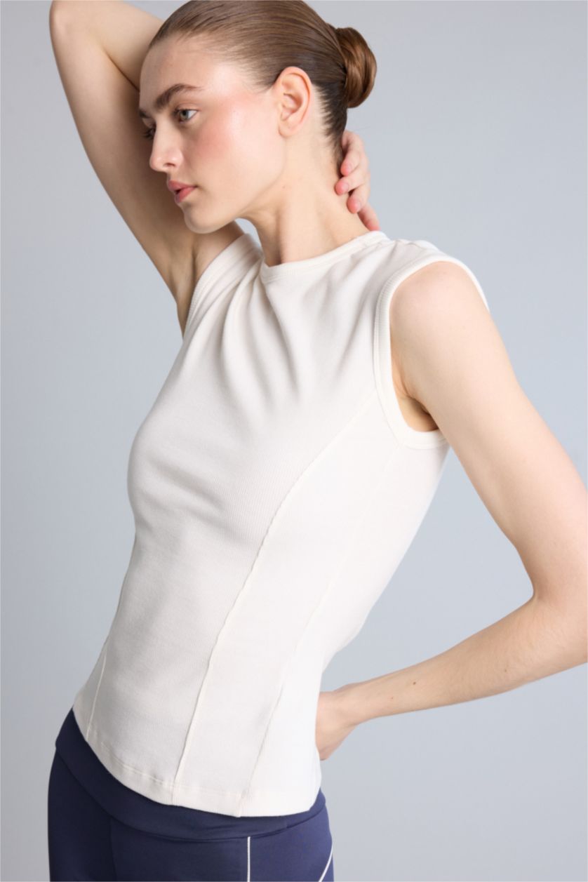 Kadın Ekru Slim Fit Kısa kollu Modal Tişört