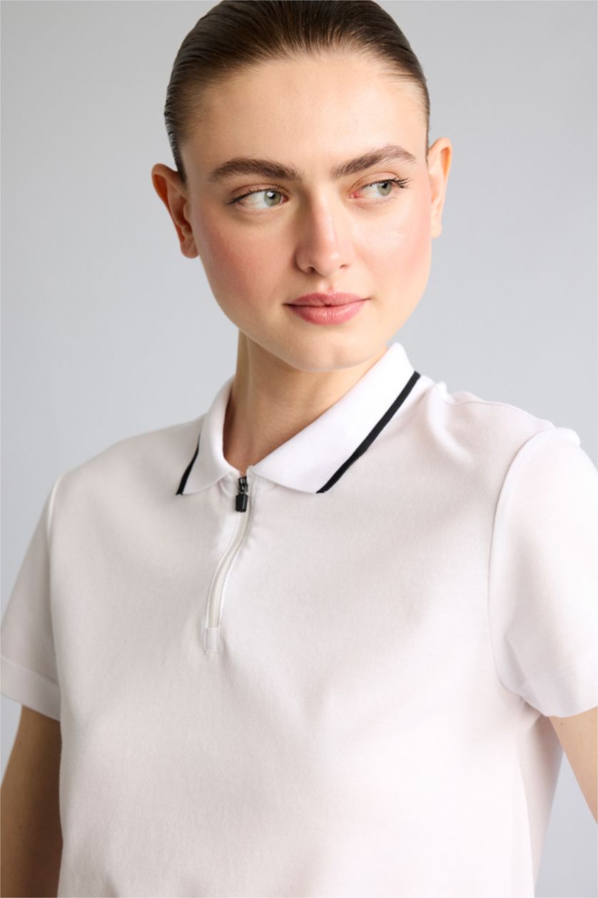 Women White Standard Fit Short Sleeve Polo T-Shirt