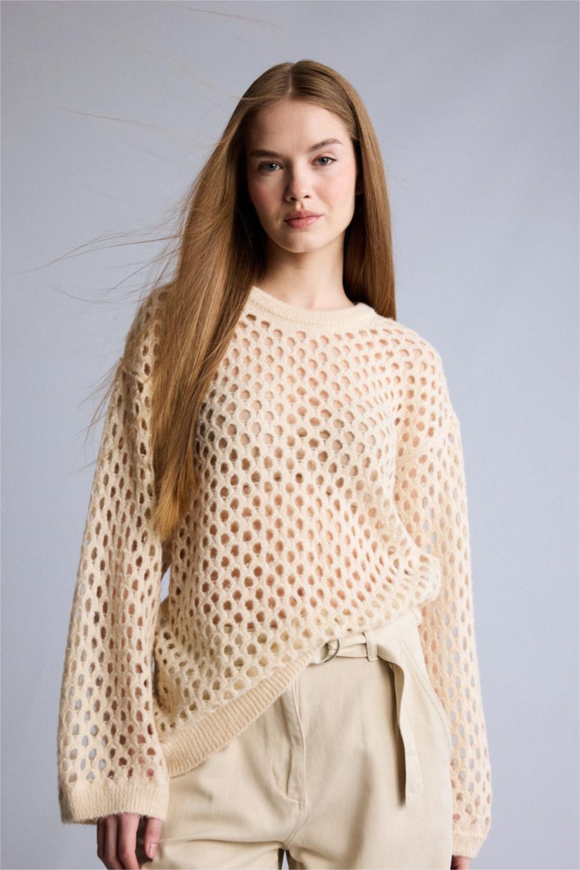 Woman Ecru Regular Fit Knitwear Pullover