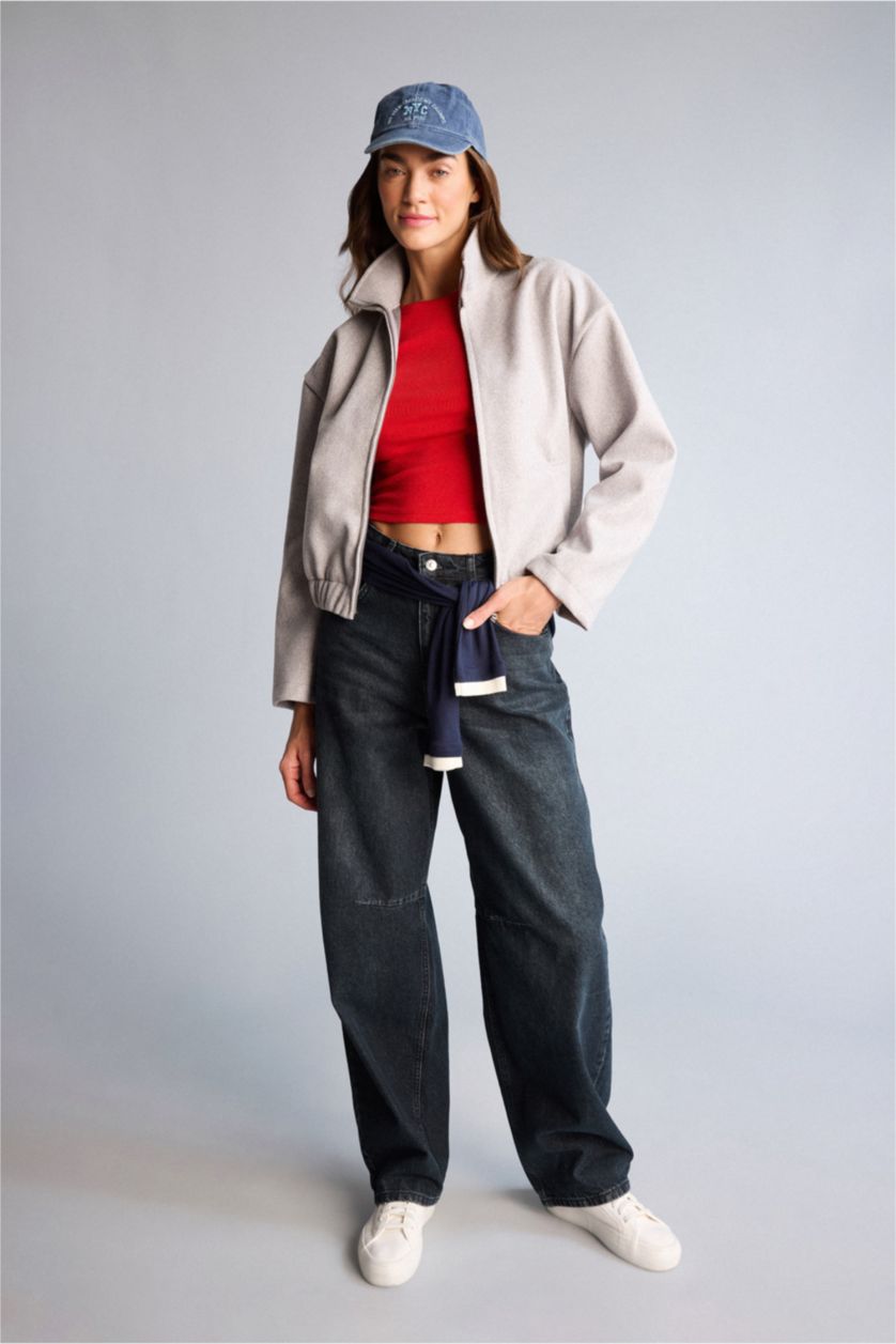 Woman Light Grey Puffer Jacket