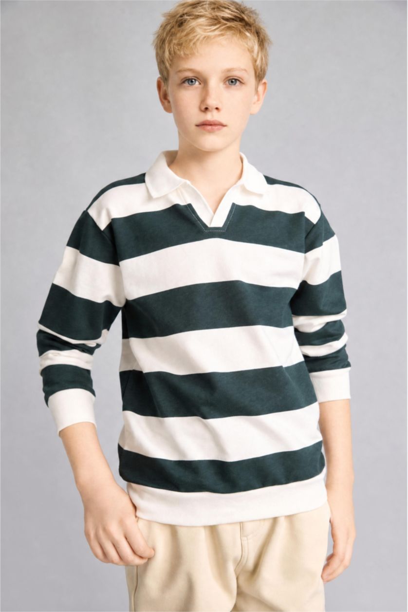 Young Boys - Teen Boys Dark Green New Regular Fit Apache Neck Sweatshirt