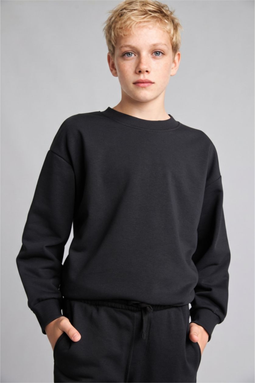 Erkek Çocuk - Genç Erkek Siyah Oversize Bisiklet Yaka Sweatshirt Erkek Çocuk