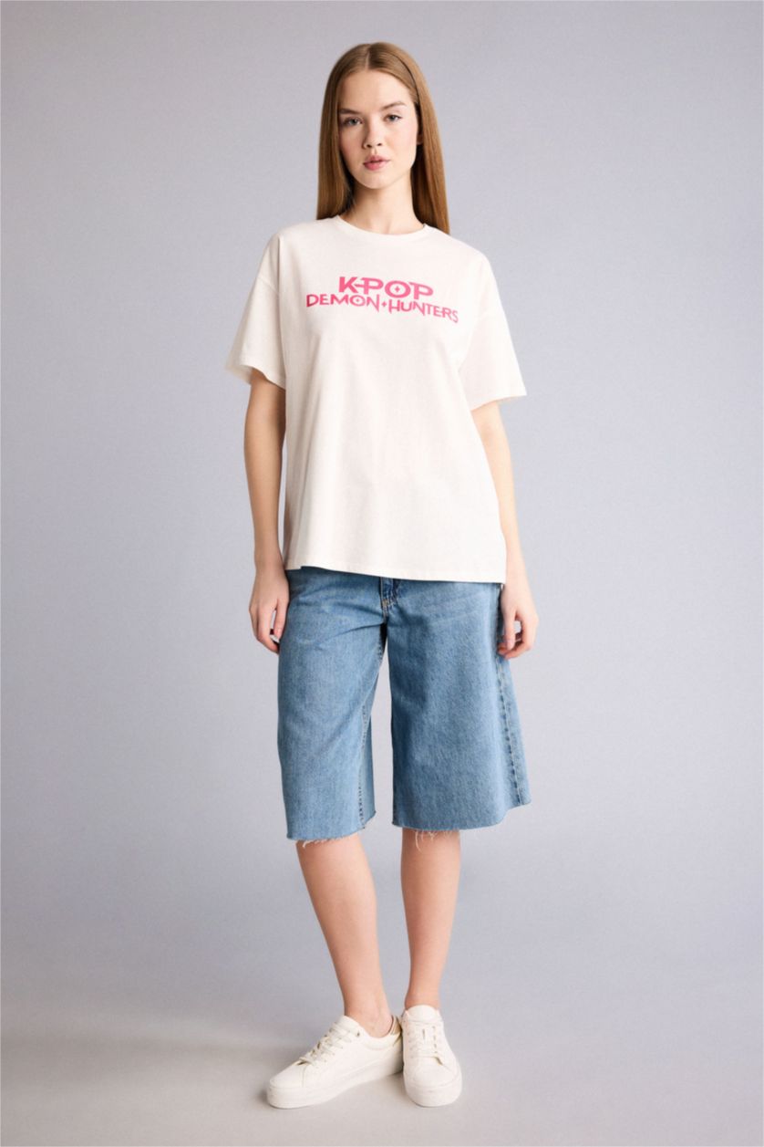 Kadın Kırık Beyaz Oversıze K-Pop Lisanslı Tişört