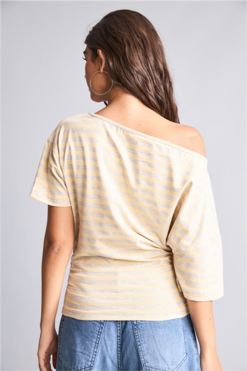 Women Yellow Loose Fit Short Sleeve T-Shirt