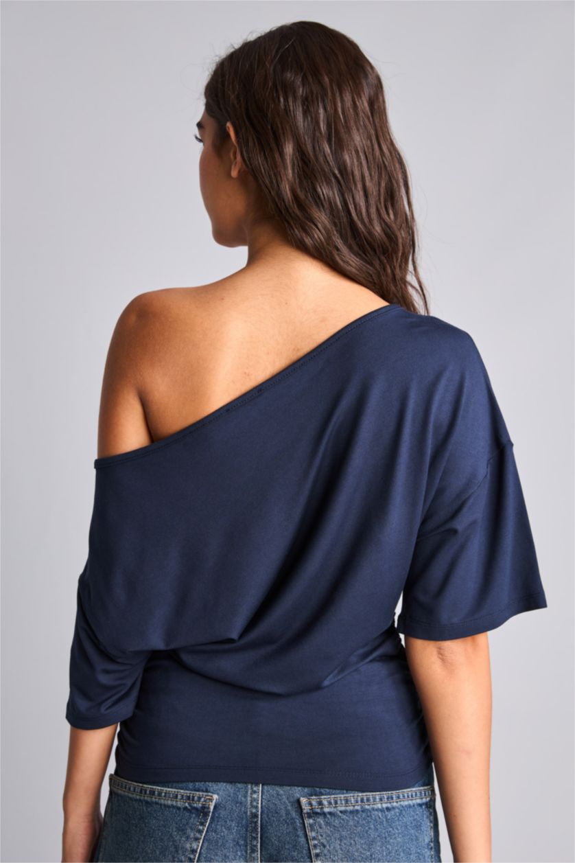 Women NAVY Loose Fit Short Sleeve T-Shirt