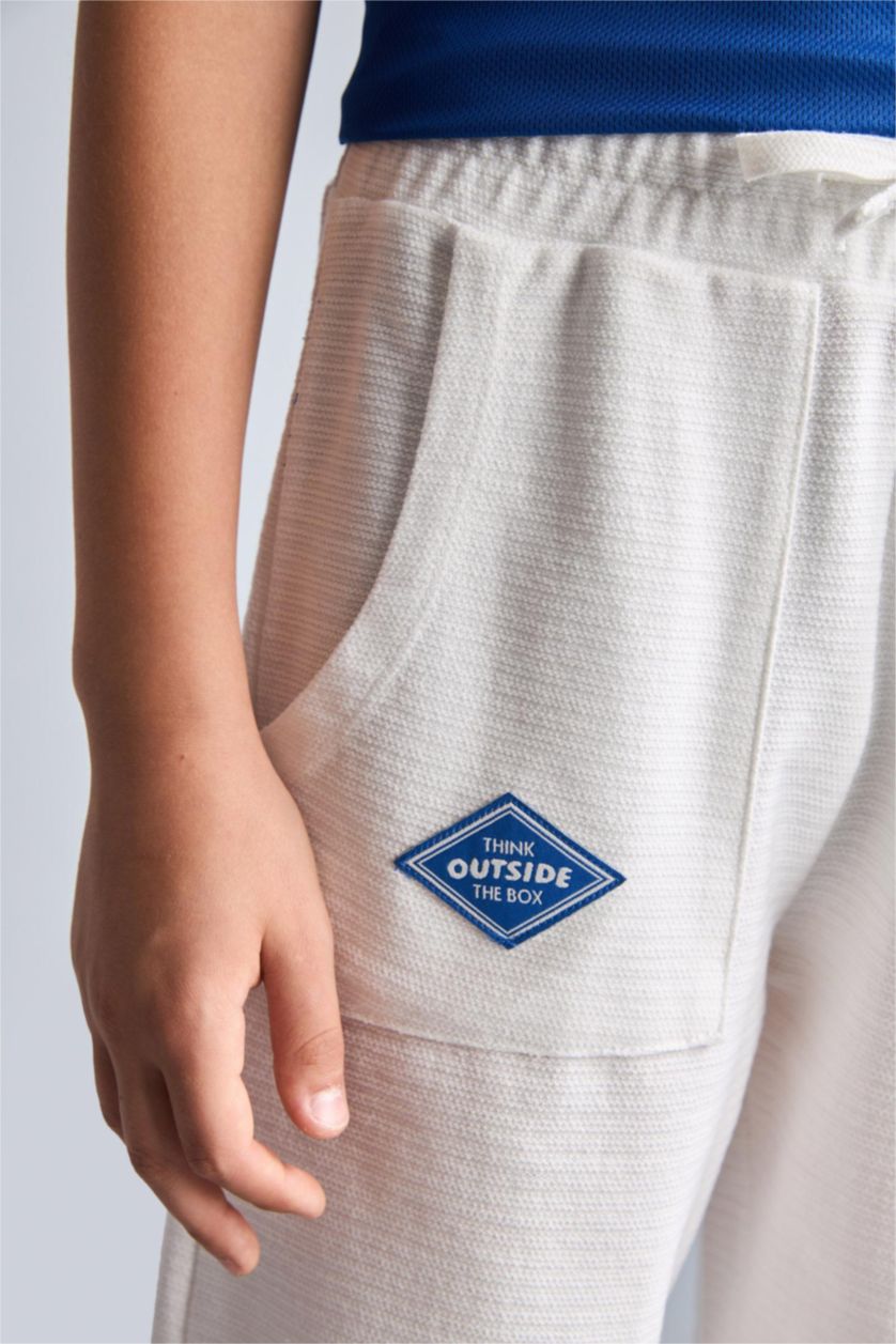 Erkek Çocuk - Genç Erkek Ekru Regular Fit Şort Erkek Çocuk