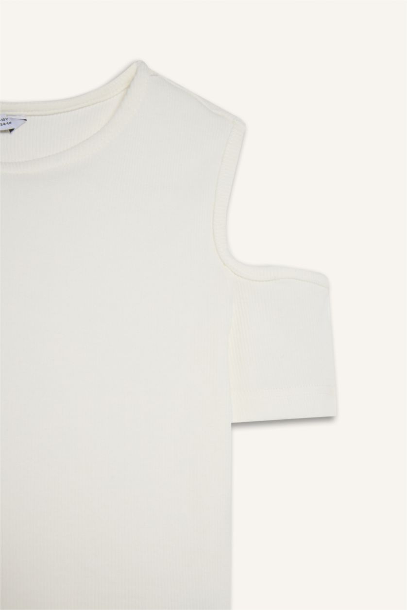 بنات بيج فاتح تيشيرت بناتي نص ردن مضلع بياخة مستديرة