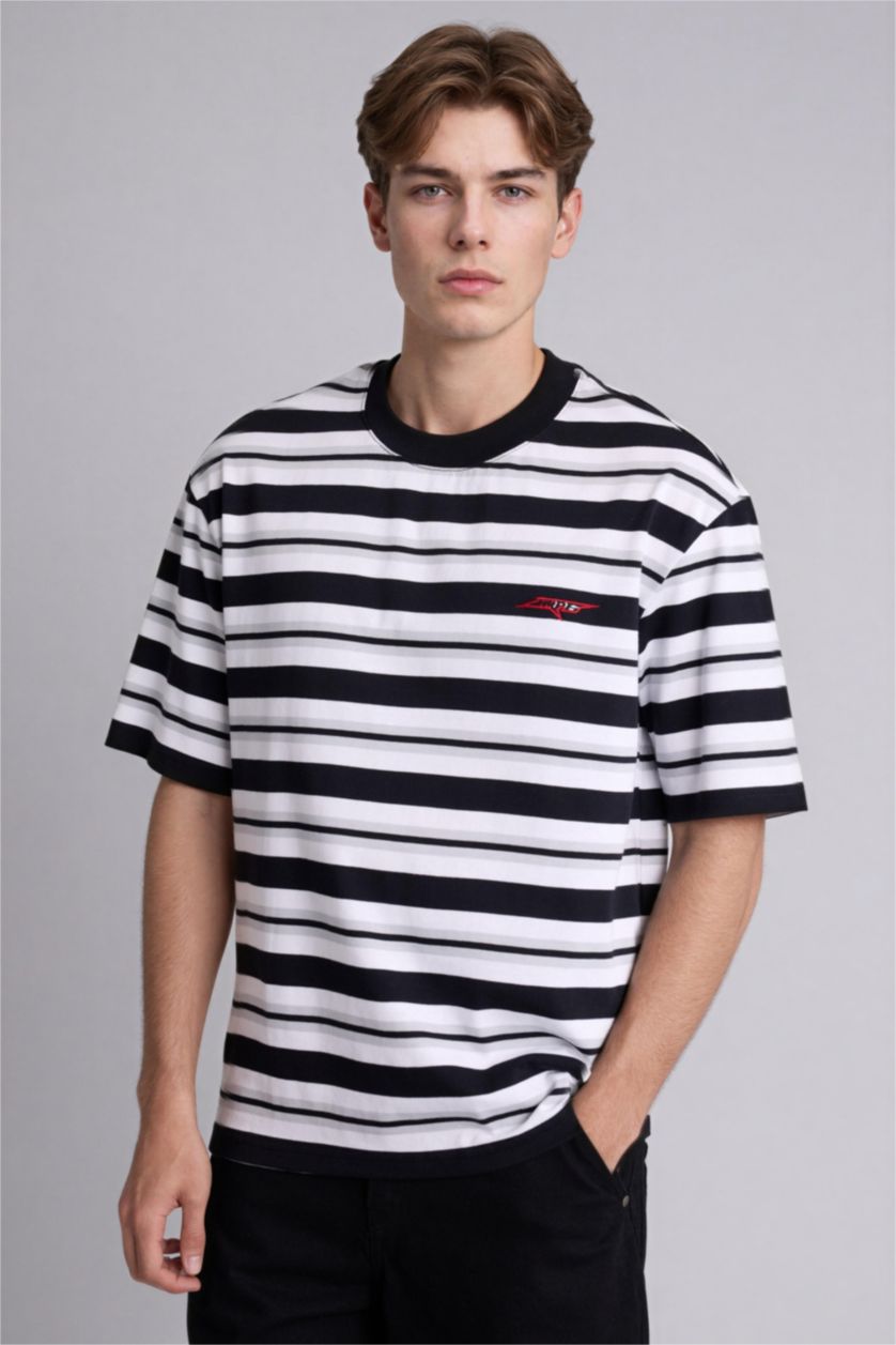 Erkek Siyah Boxy Fıt Çizgili Tişört