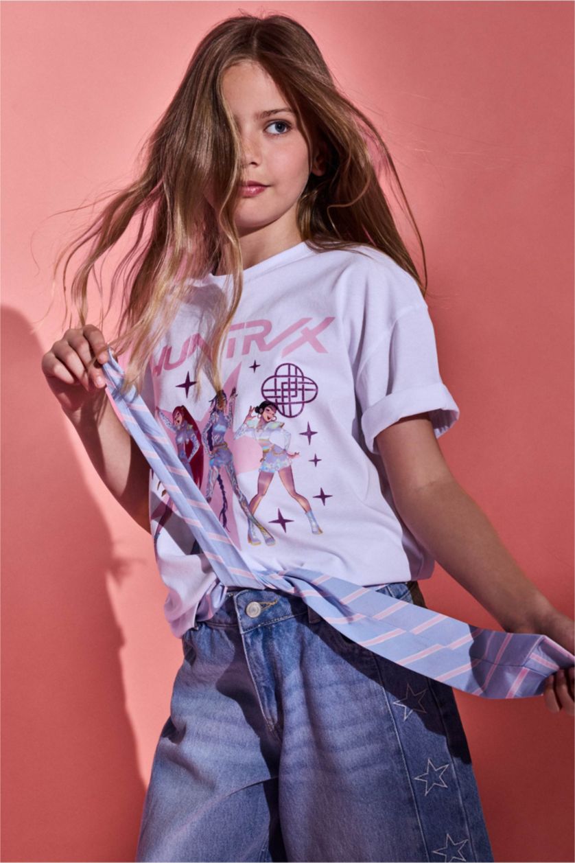 GIRLS & TEENS White Girl Kpop - Demon Hunters Oversize T-Shirt