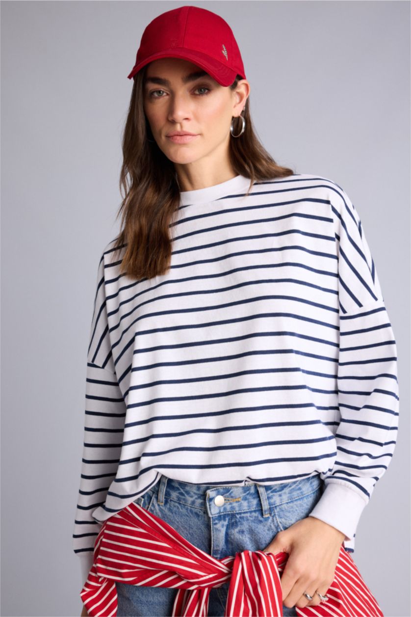 Kadın Kırık Beyaz Oversıze Pamuklu Çizgili Tişört