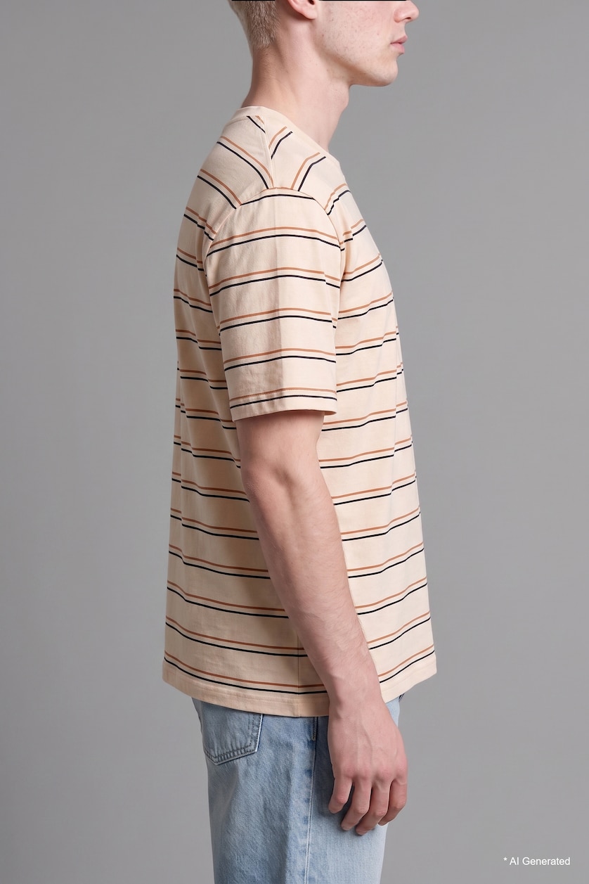 رجال بيج فاتح Boxy Fit Short Sleeve T-Shirt