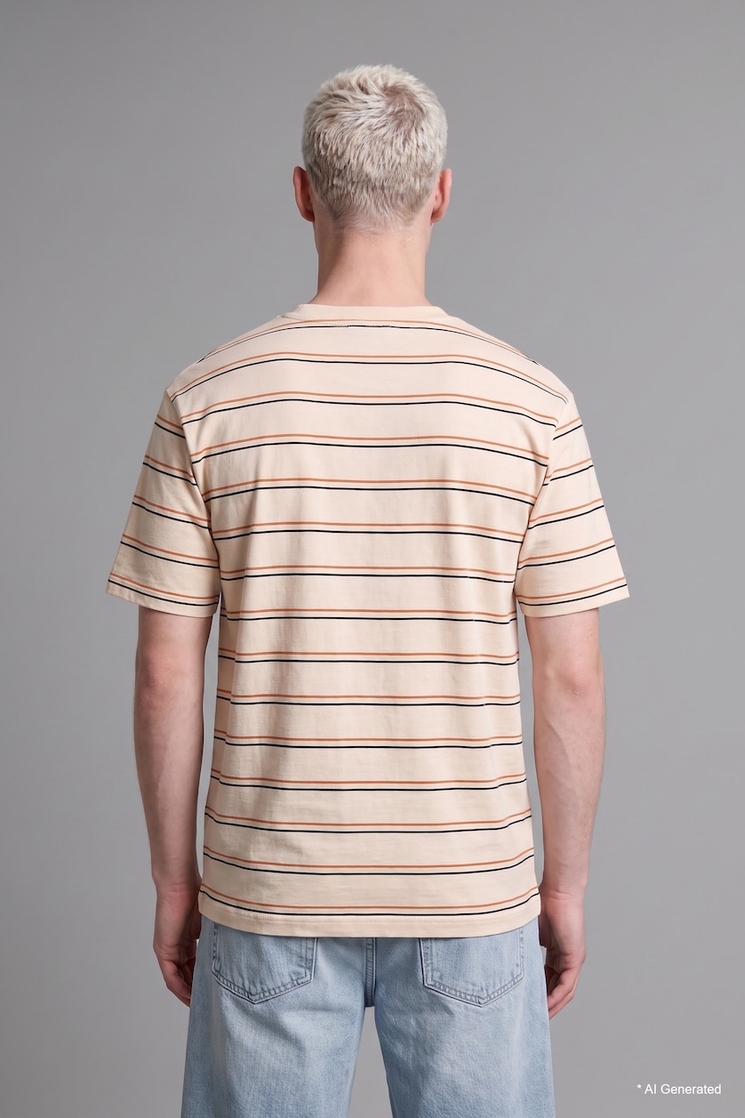 رجال بيج فاتح Boxy Fit Short Sleeve T-Shirt