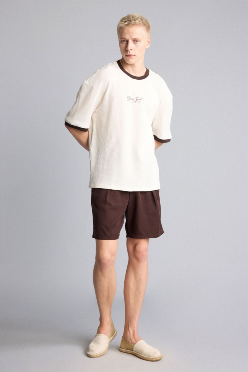 Men Ecru Boxy Fit Short Sleeve T-Shirt