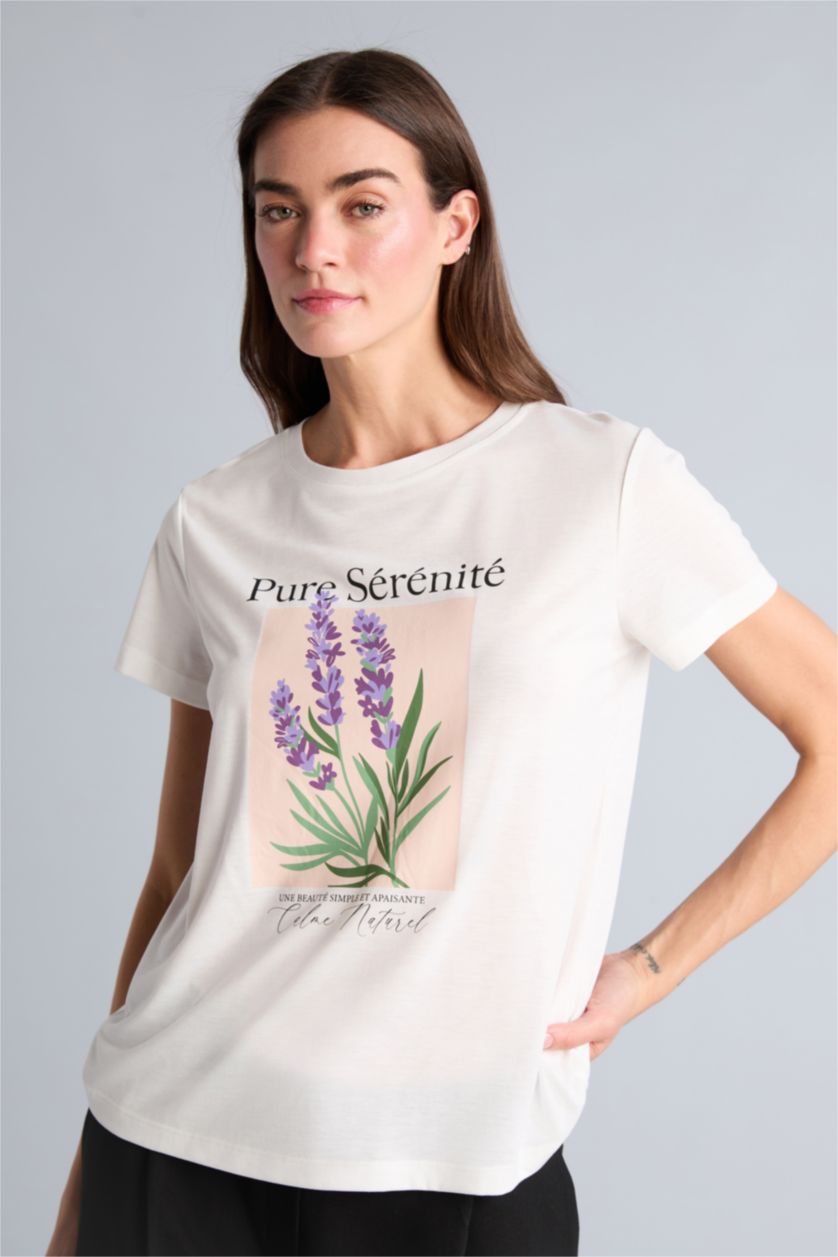 Kadın Ekru Regular Fit Çiçek desenli Tişört