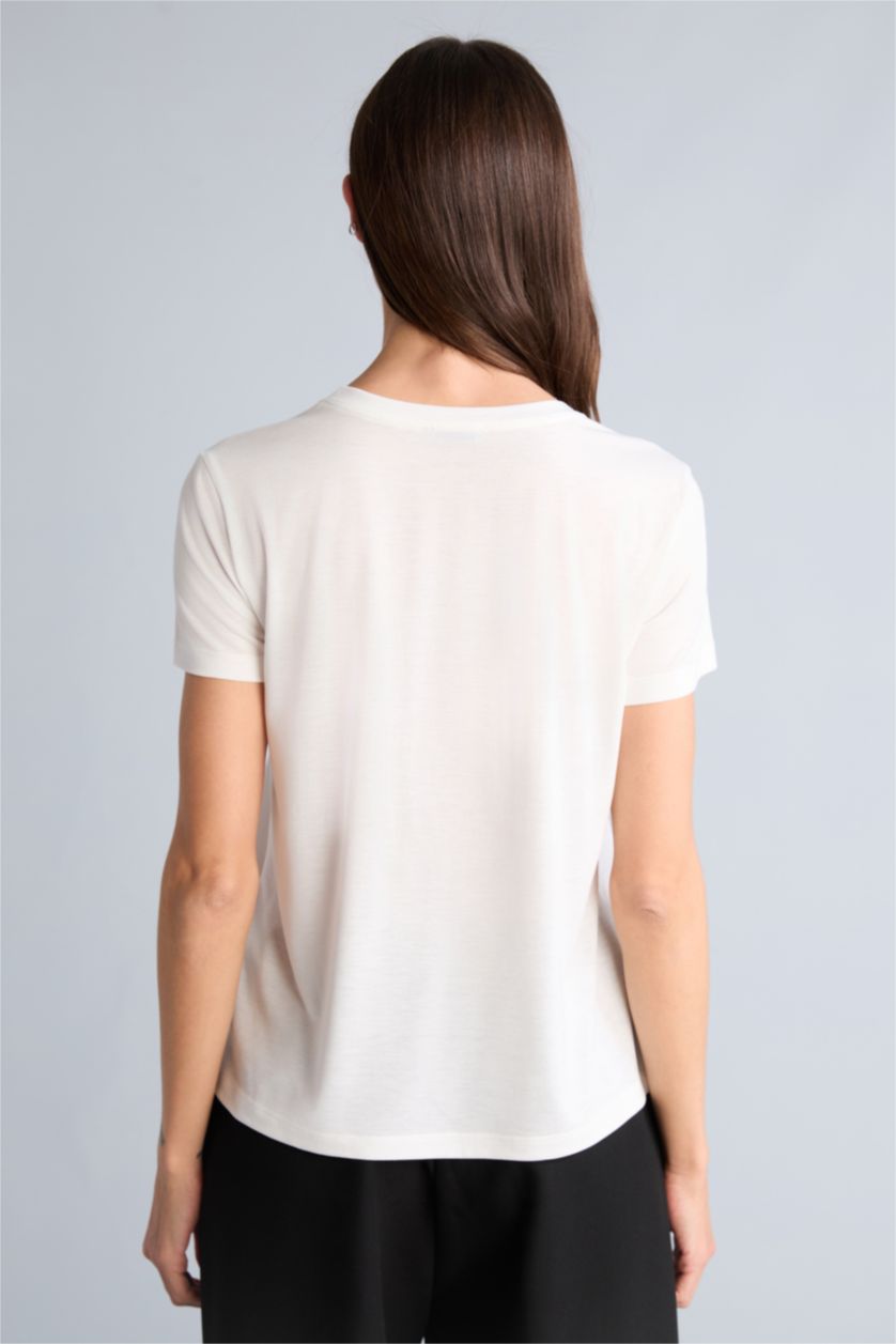 Kadın Ekru Regular Fit Çiçek desenli Tişört