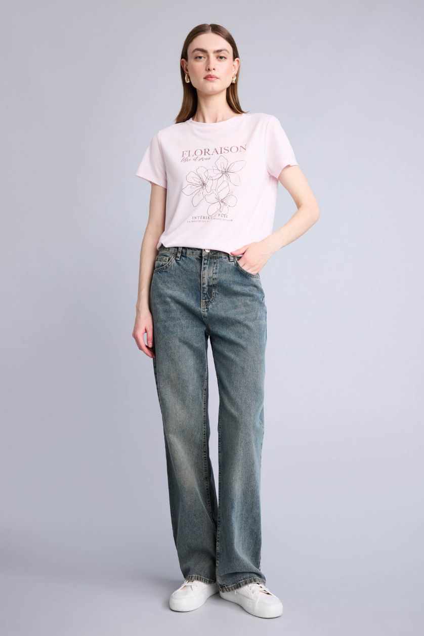 Kadın Açık Pembe Regular Fit Kısa kollu Çiçek desenli Tişört