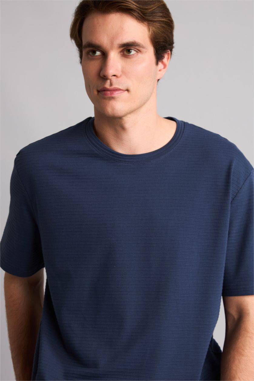 Men NAVY Regular Fit Short Sleeve T-Shirt