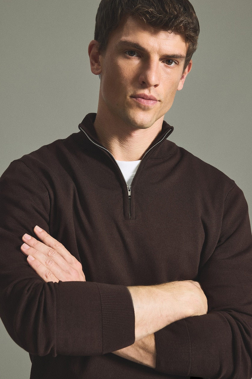 MAN Brown Standard Fit Basic Stand Collar Half-Zip Knit Pullover