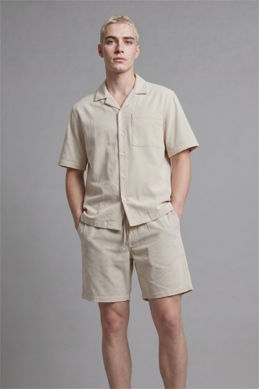 MAN Ecru Relax Fit Shorts