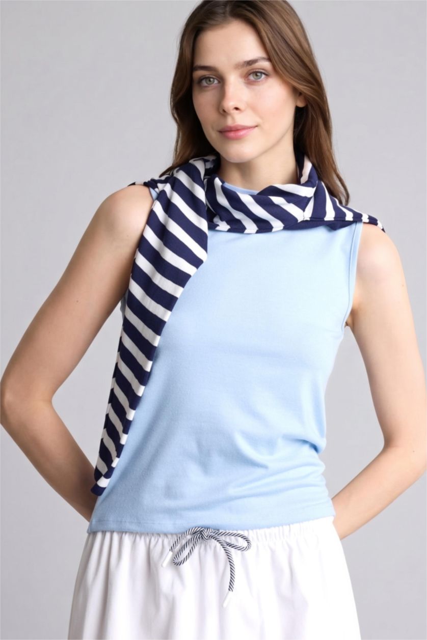 Woman Light Blue Slim Fit Short Sleeve Tunic