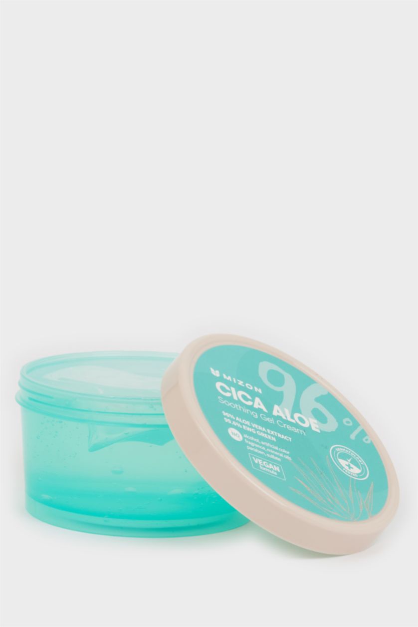 Kadın Yeşil Kadın Jel Nemlendirici