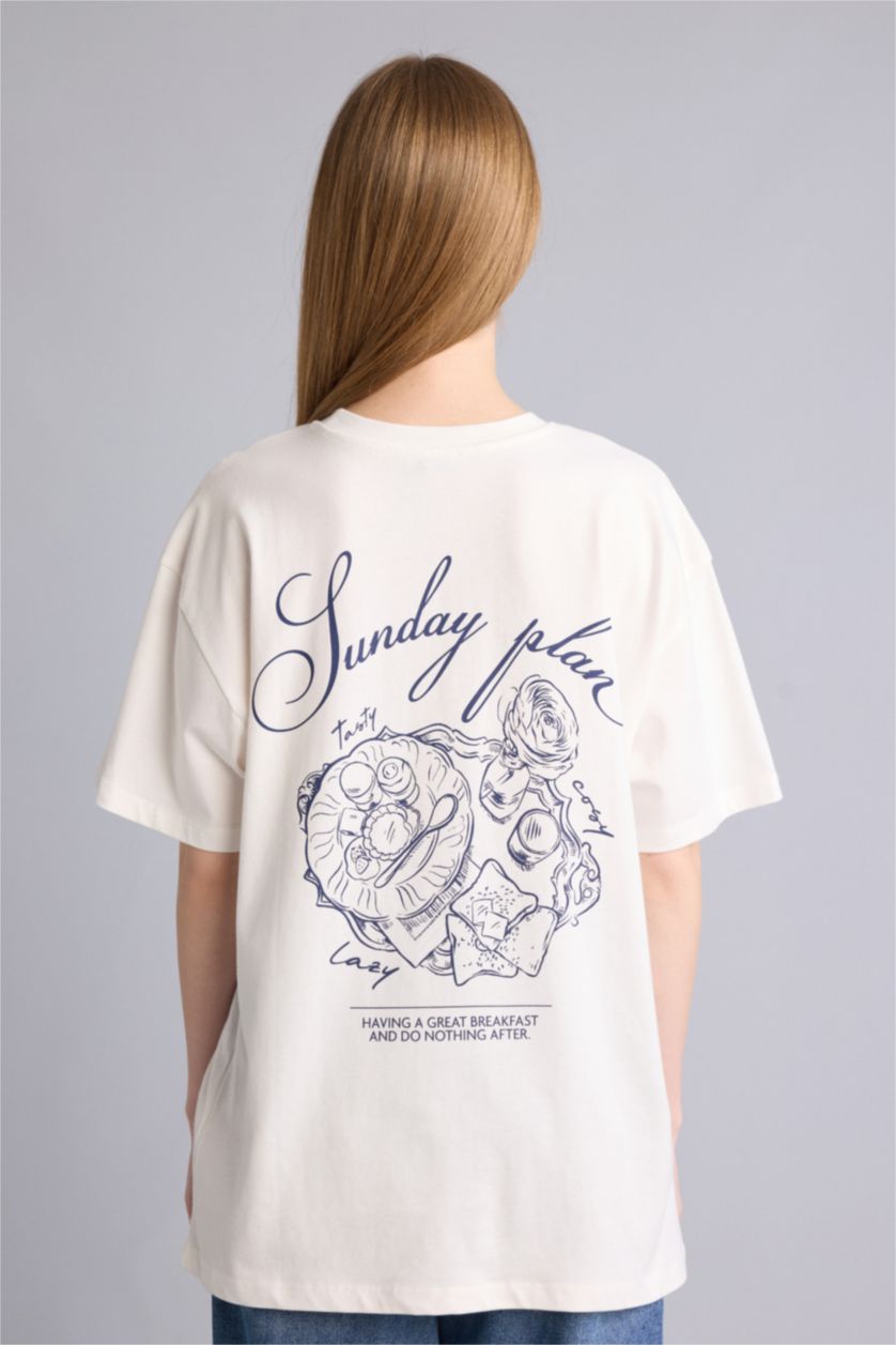 Kadın Kırık Beyaz Oversıze Bisiklet Yaka Kısa Kollu Tişört