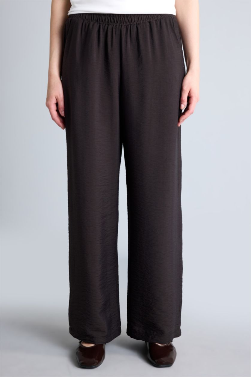 Kadın Kahve Straight Fit Düz Paça Pantolon