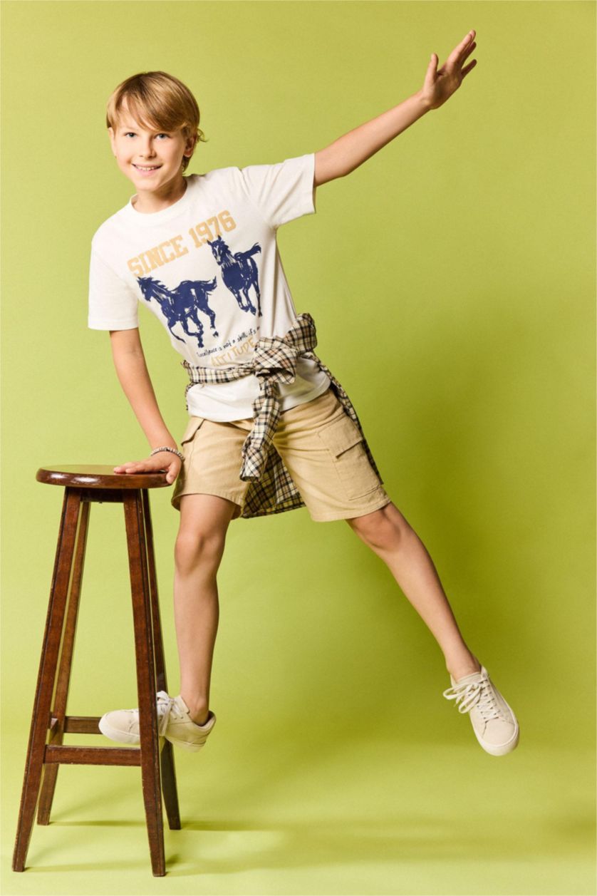 Boys & Teens Beige Boy Regular Fit Shorts