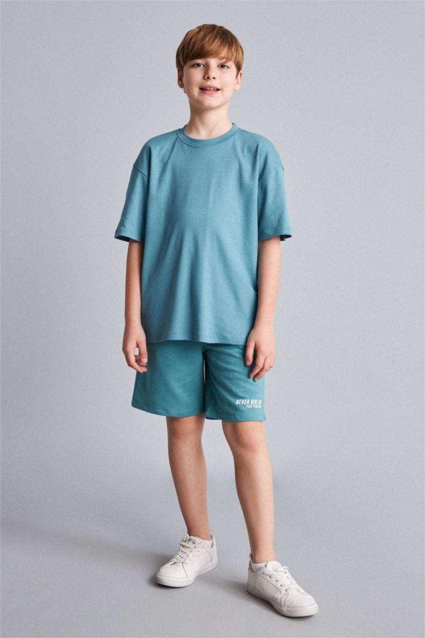 Young Boys - Teen Boys Açık Petrol Oversize Fit Slogan Shorts