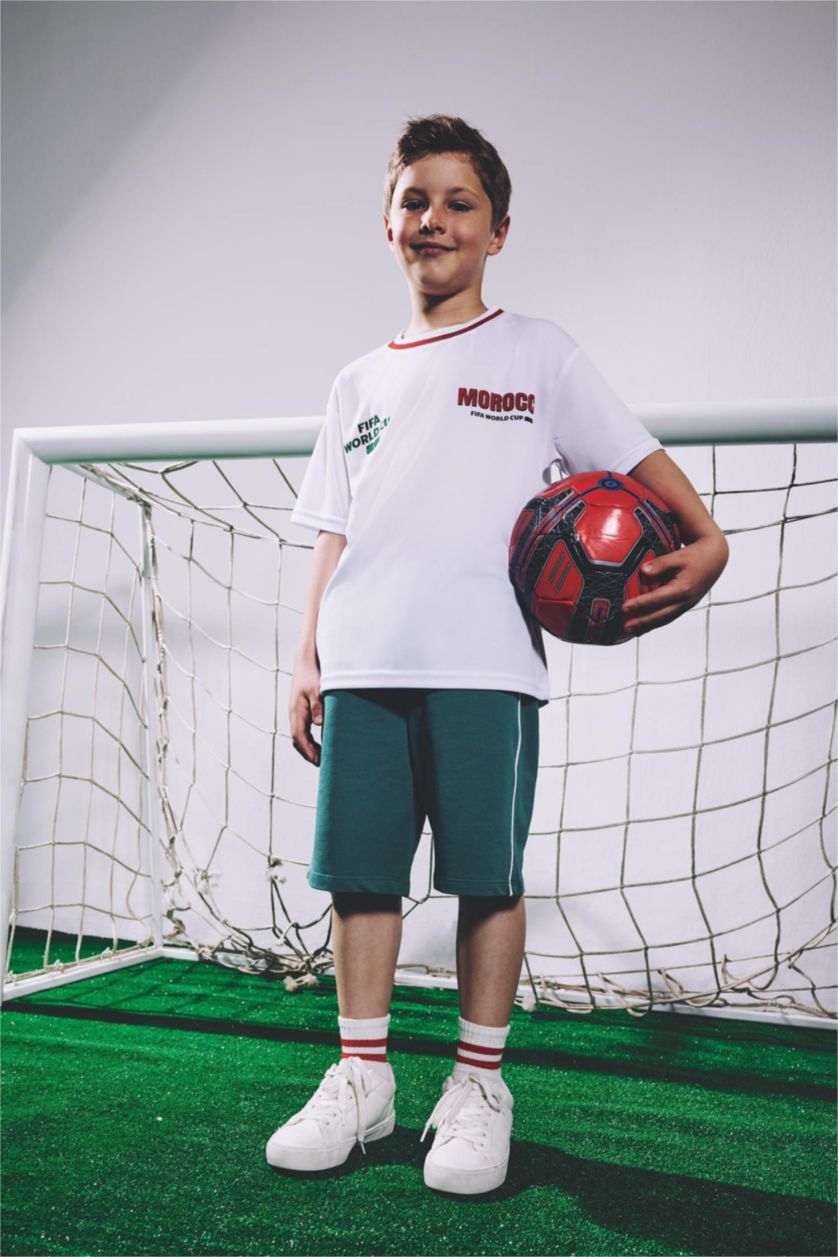 BOYS & TEENS Green Boy Regular Fit Shorts