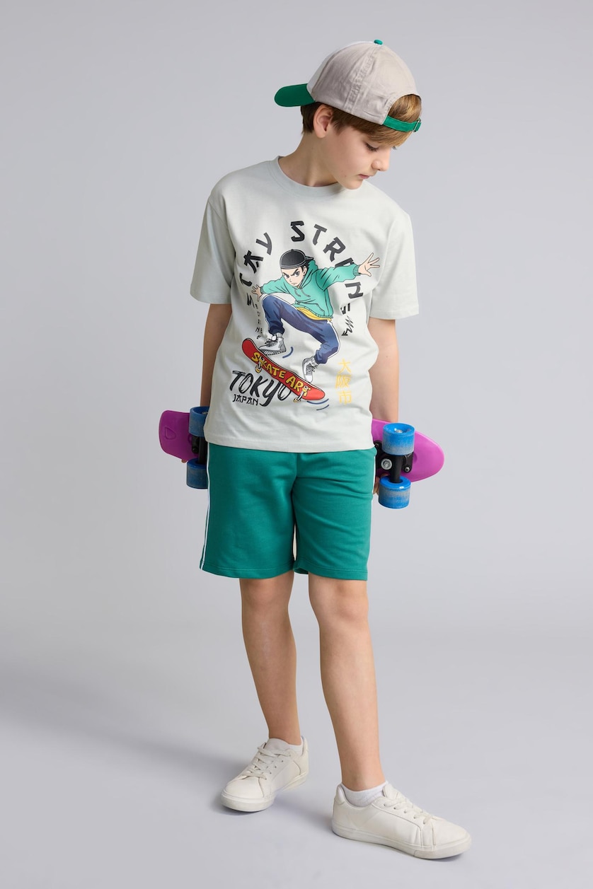 BOYS & TEENS Green Boy Regular Fit Shorts