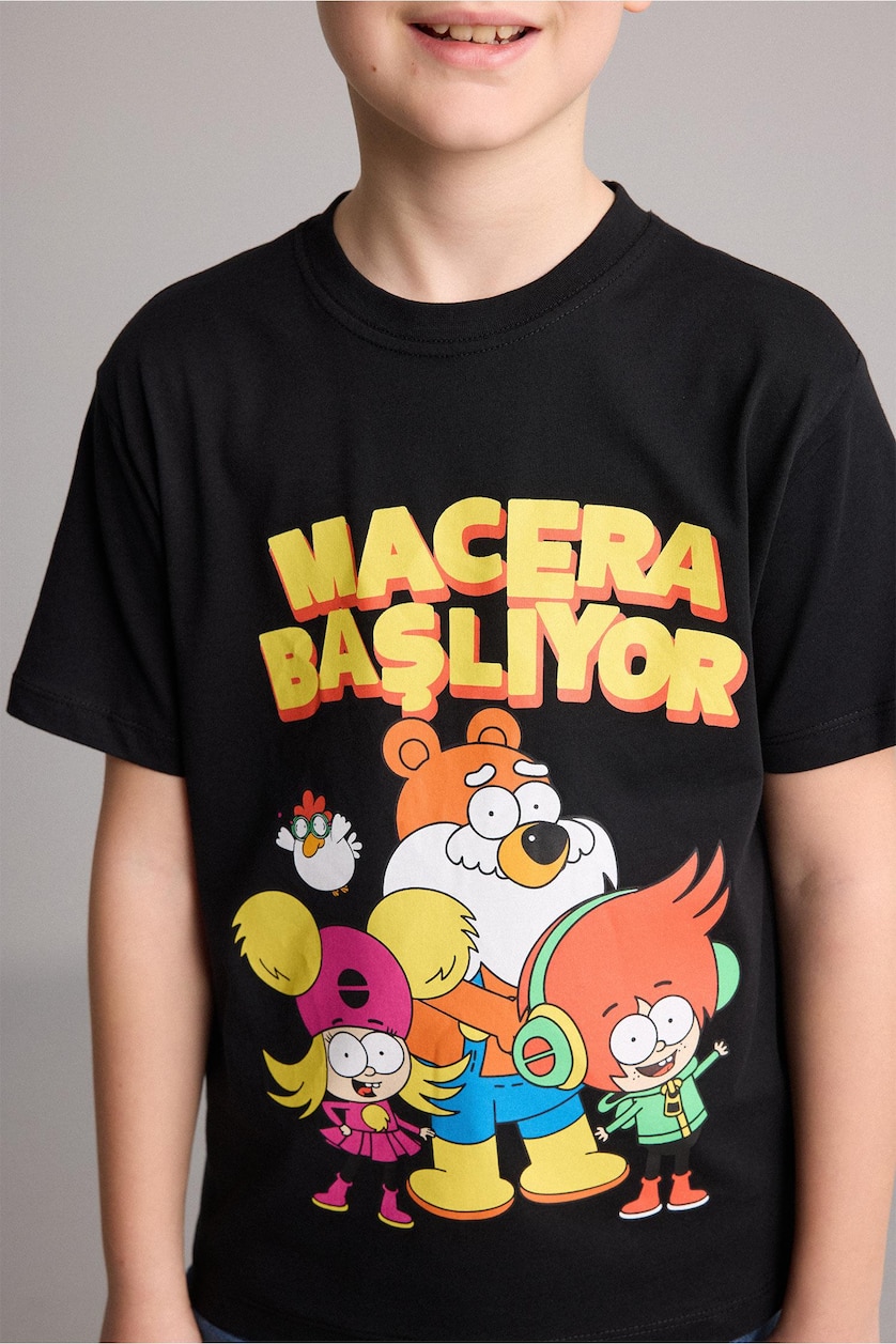 Young Boys - Teen Boys Black New Regular Fit Short Sleeve T-Shirt