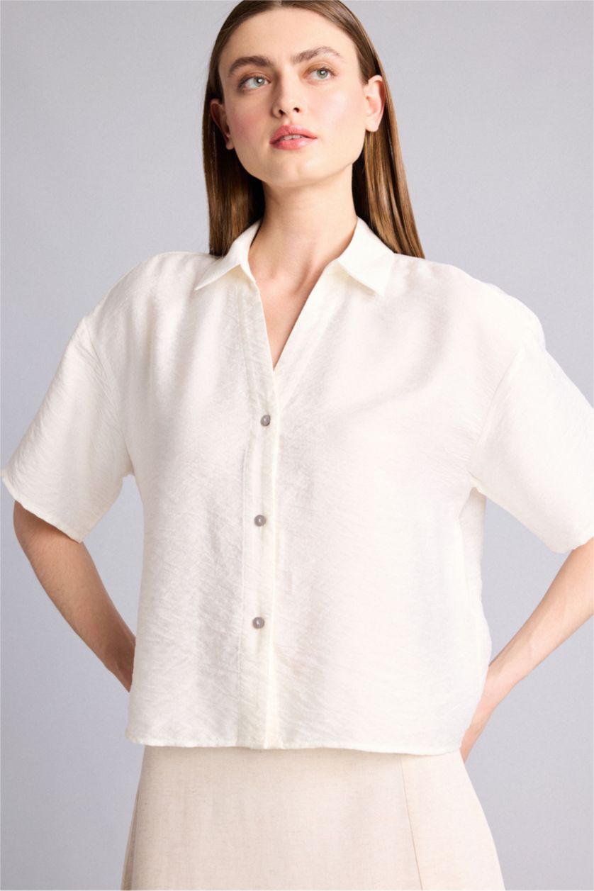 Women White Regular Fit Short Sleeve Shirt