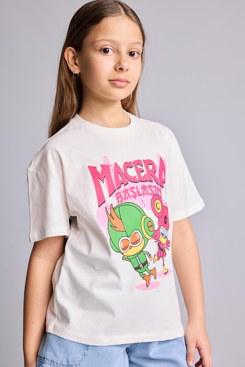 Young Girls - Teen Girls White Oversize Fit Short Sleeve T-Shirt